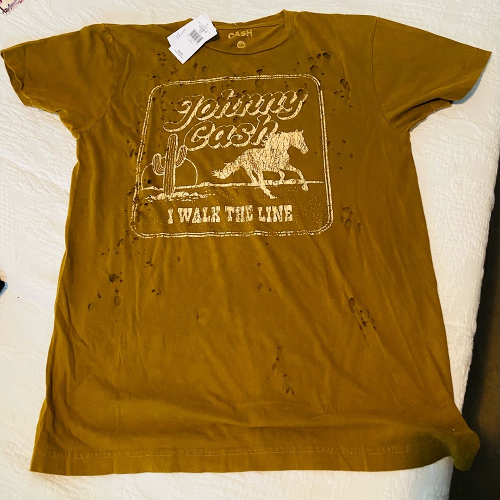 Johnny Cash Graphic stressed T-Shirt in Mustard